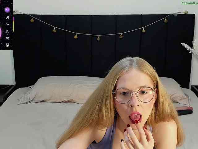 CatmintLush webcam