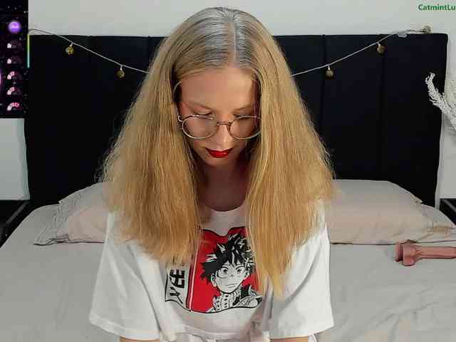 CatmintLush webcam