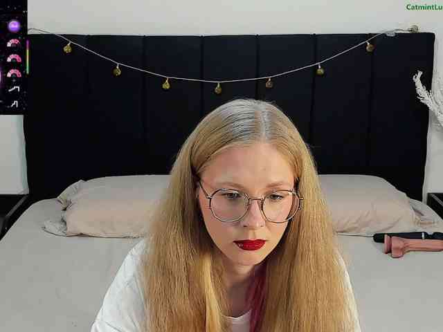 CatmintLush webcam