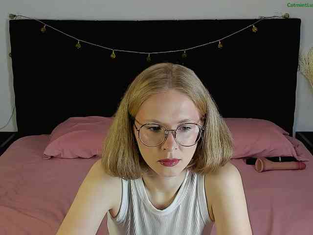 CatmintLush webcam