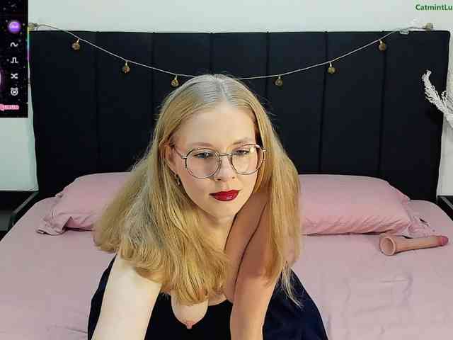CatmintLush webcam