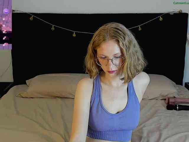 CatmintLush webcam