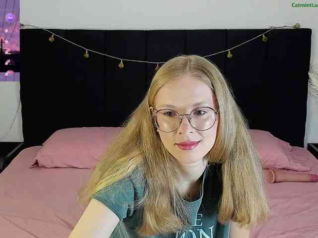 CatmintLush webcam