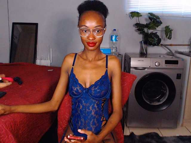 Sexybellaa22 live cam on BongaCams