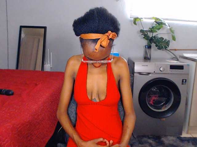 Sexybellaa22 live cam on BongaCams