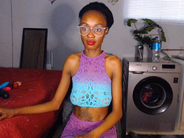 Sexybellaa22, live now on BongaCams
