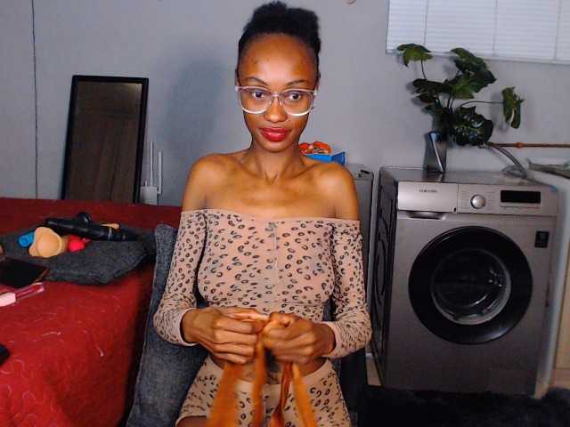 Sexybellaa22 live cam on BongaCams
