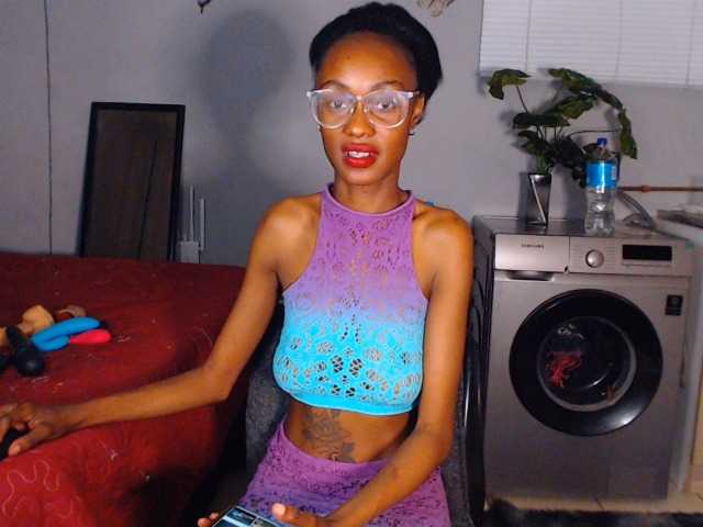 Sexybellaa22, live now on BongaCams