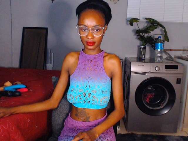 Sexybellaa22, live now on BongaCams