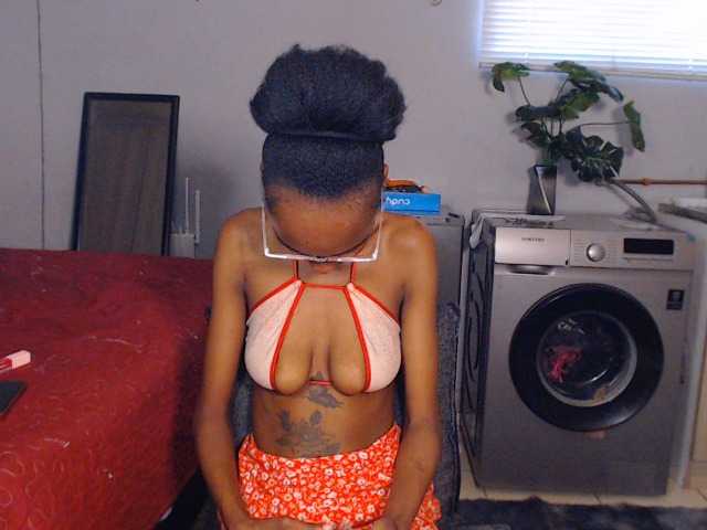 Sexybellaa22 live cam preview
