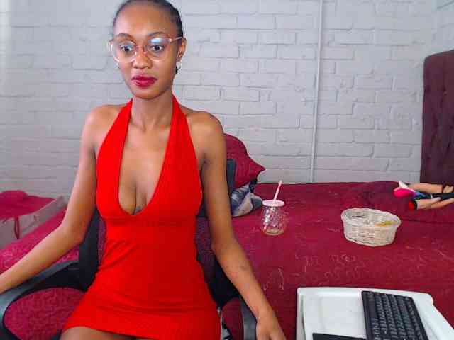 Sexybellaa22 webcam