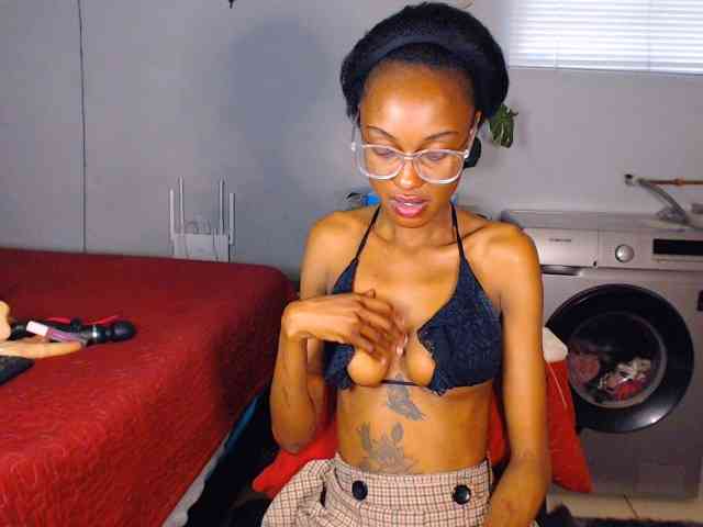 Sexybellaa22