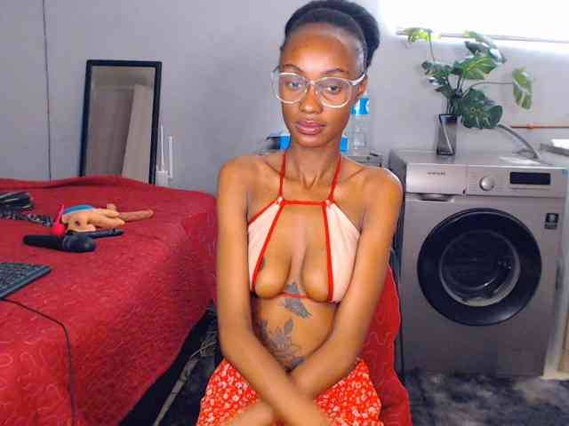 Sexybellaa22 webcam
