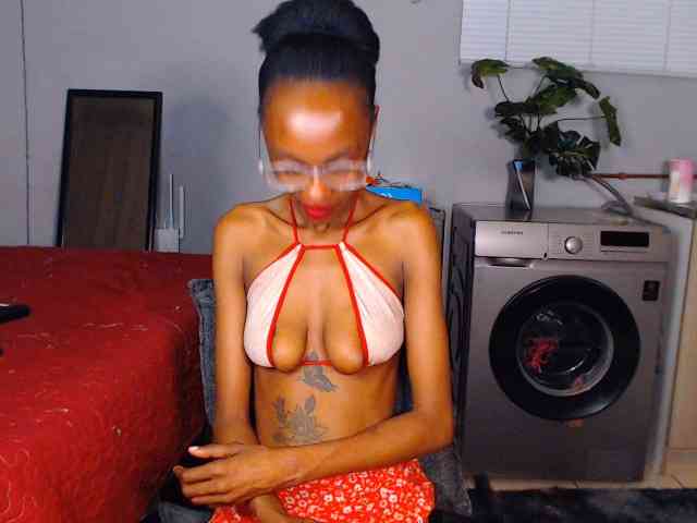 Sexybellaa22 webcam