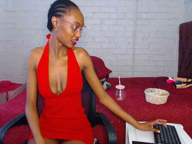 Sexybellaa22 webcam