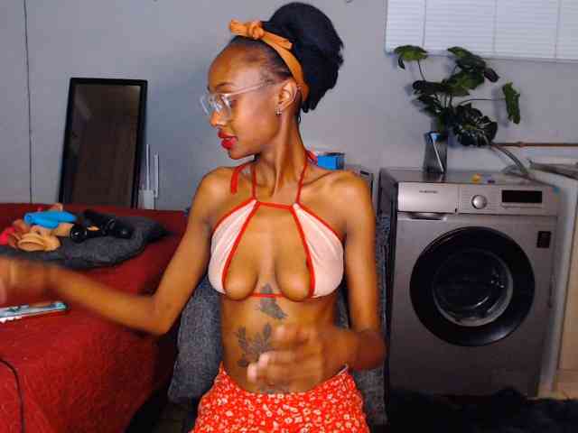 Sexybellaa22