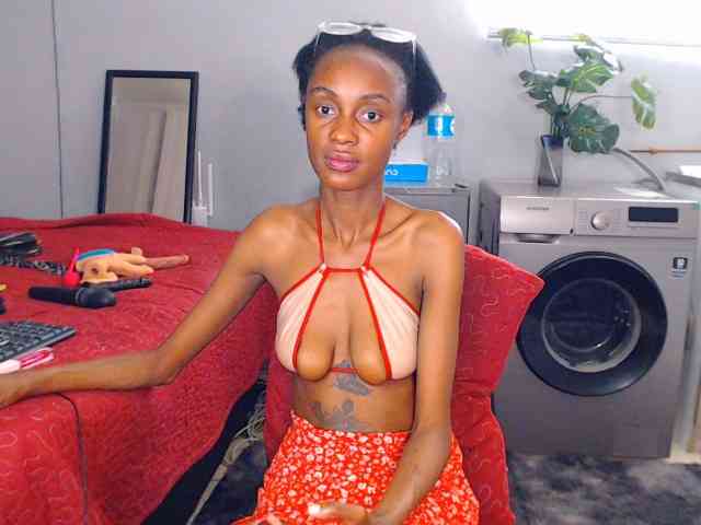 Sexybellaa22 webcam