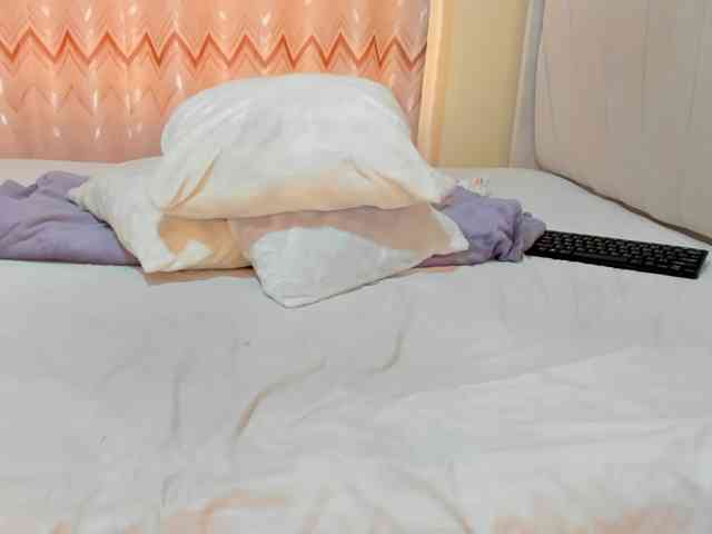 Squirtmaa008 webcam