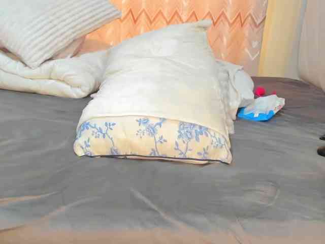Squirtmaa008 webcam