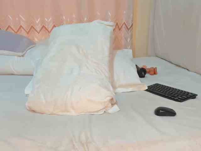 Squirtmaa008 webcam