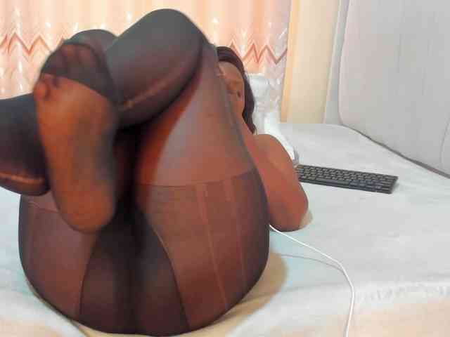Squirtmaa008 webcam