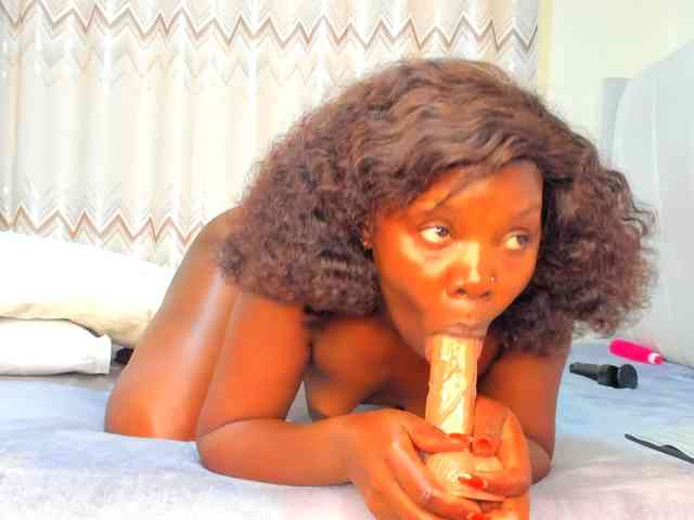 Squirtmaa008 webcam