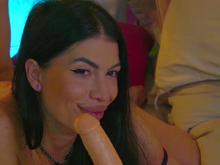 MetishaCaprice Porn Show
