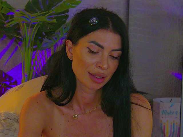 MetishaCaprice live webcam show