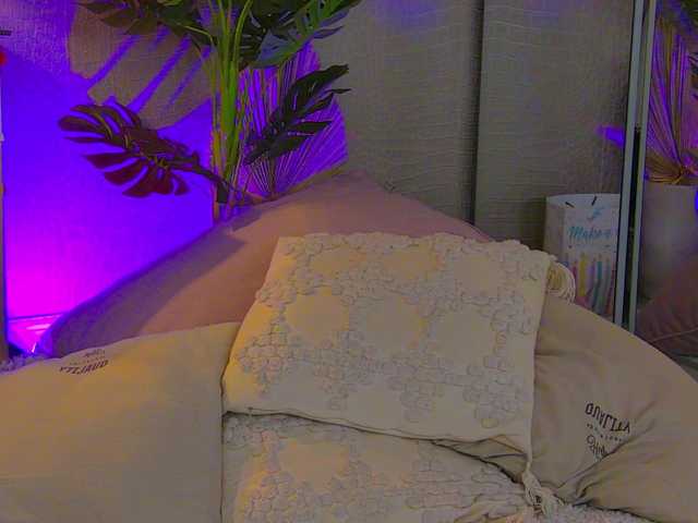 MetishaCaprice live webcam show