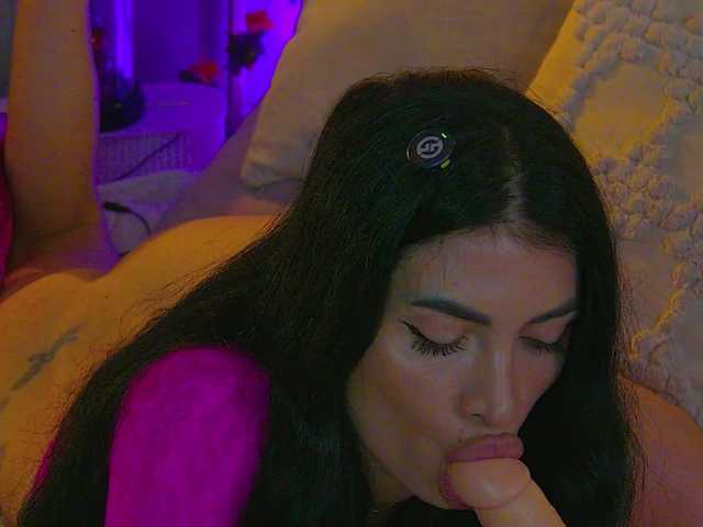 MetishaCaprice live webcam show