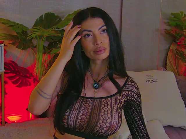 MetishaCaprice live cam on BongaCams