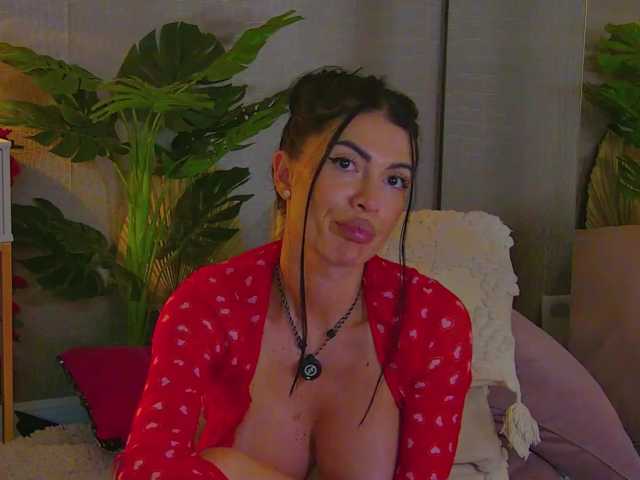 MetishaCaprice webcam