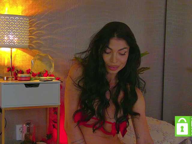 MetishaCaprice live cam on BongaCams