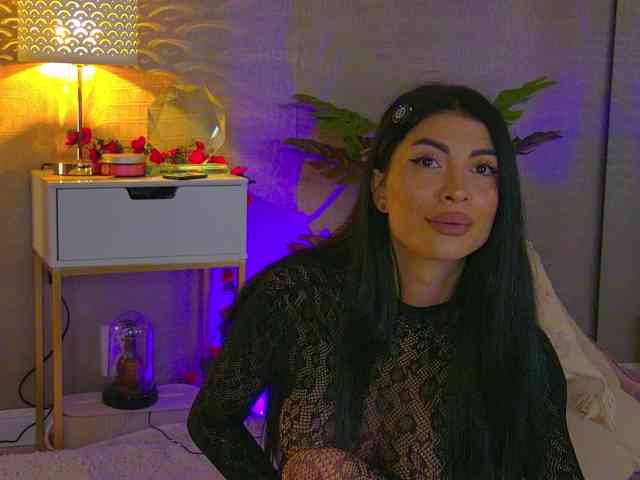 MetishaCaprice webcam