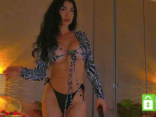 Modella: MetishaCaprice