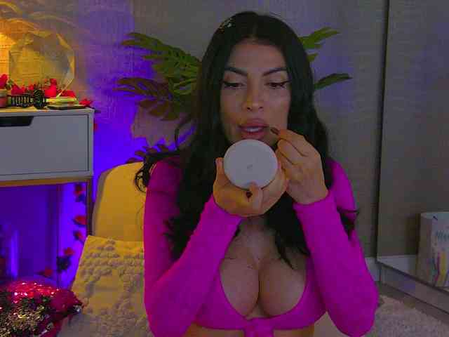 Modella: MetishaCaprice