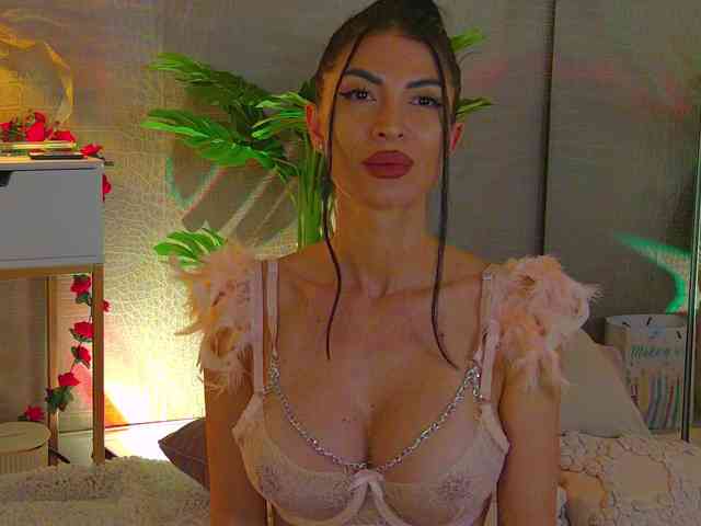 Modella: MetishaCaprice