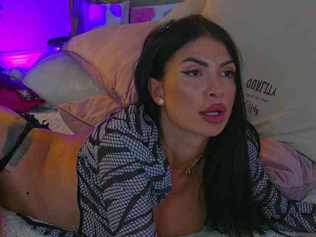 Modella: MetishaCaprice