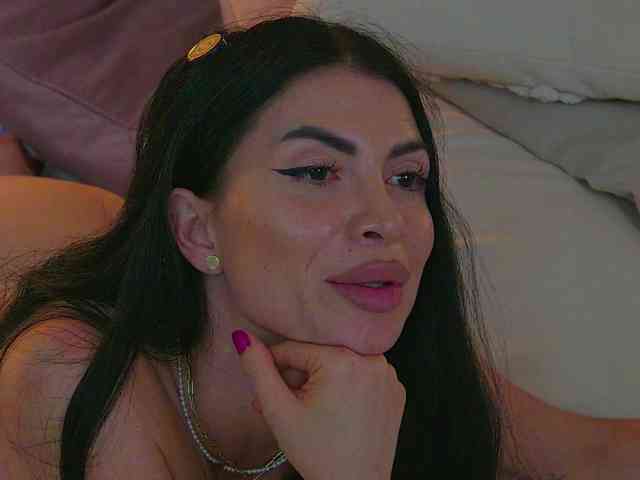 Modella: MetishaCaprice