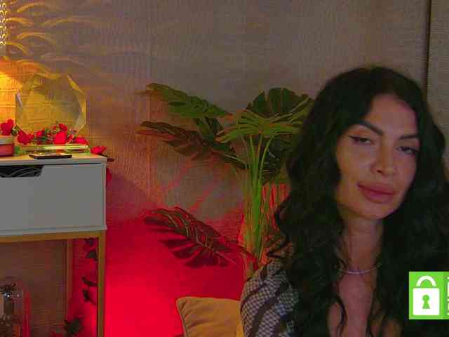 MetishaCaprice webcam