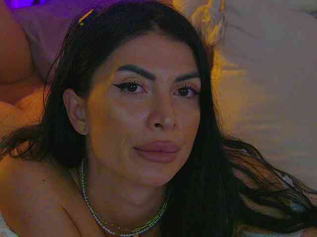 Modella: MetishaCaprice