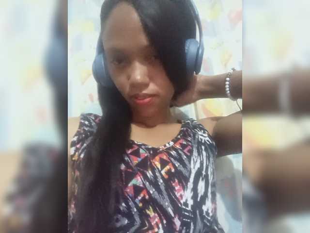 Aimeeh live cam on BongaCams