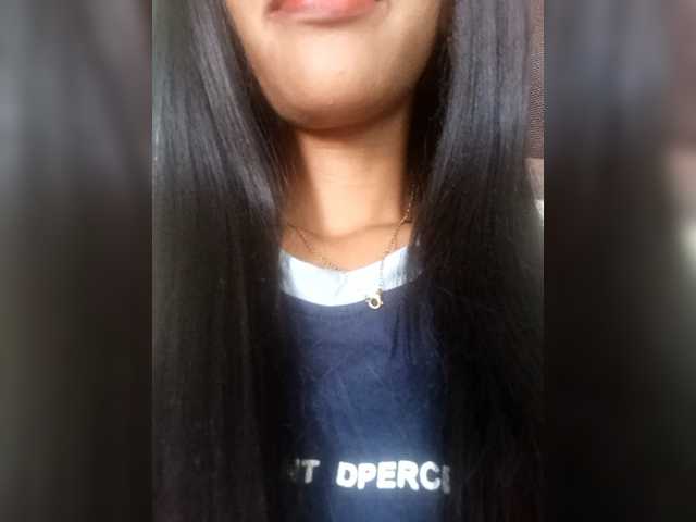 Aimeeh's BongaCams show and profile