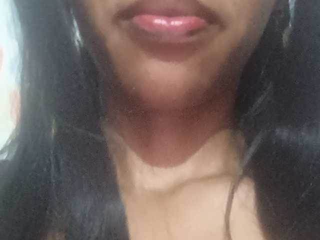 Aimeeh live cam on BongaCams