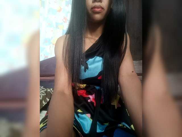 Aimeeh's BongaCams show and profile