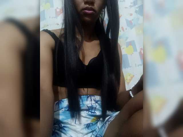 Aimeeh live cam on BongaCams