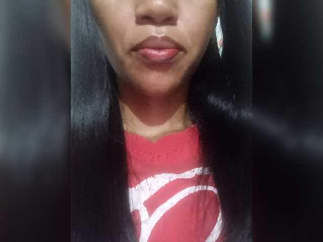 Aimeeh live cam preview