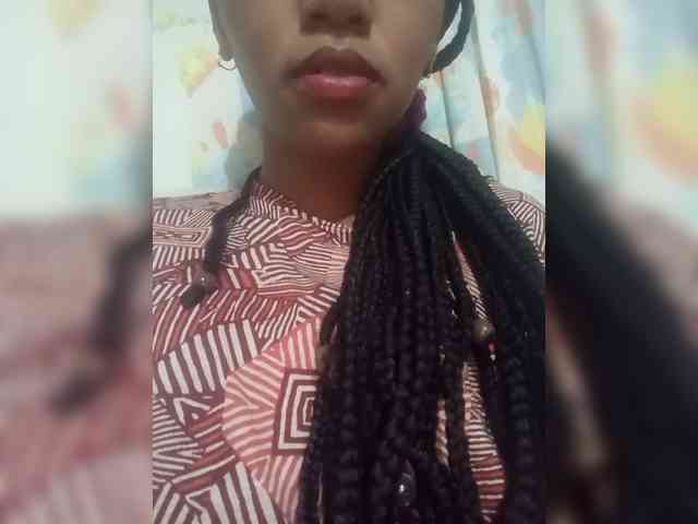 Modèle: Aimeeh