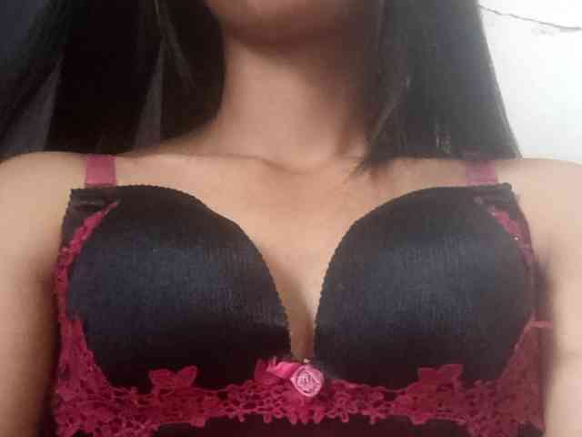 Aimeeh webcam