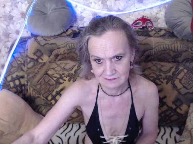 miss-bekker23 live cam on BongaCams